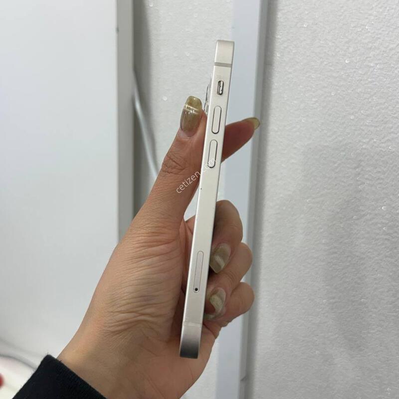 ������13�̴� ��Ÿ����Ʈ 128GB Y1616