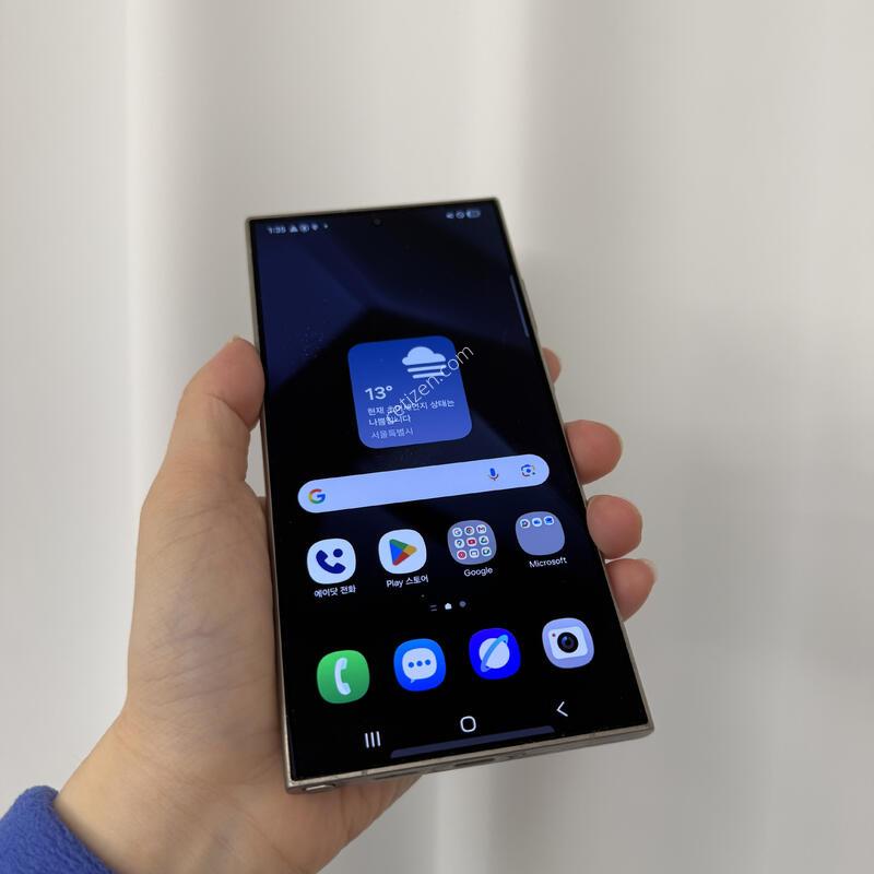 ������ S24��Ʈ�� ƼŸ�����̿÷� 256�Ⱑ S�� �Ⱦƿ�~