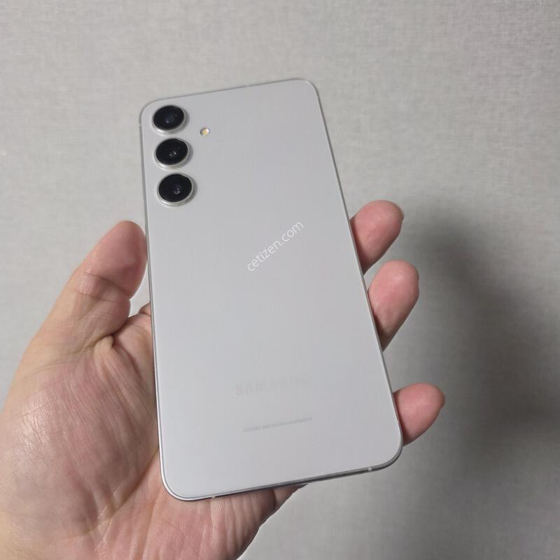 ������ S24�÷��� ���� �׷��� 256�Ⱑ A�� �Ⱦƿ�~