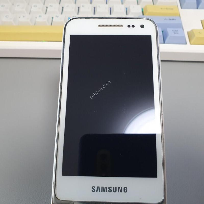 ������ ���� / 8GB / ȭ��Ʈ