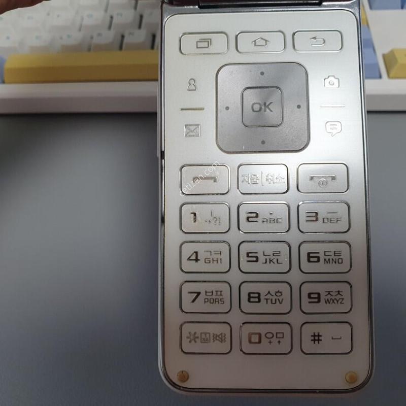 ������ ���� / 8GB / ȭ��Ʈ