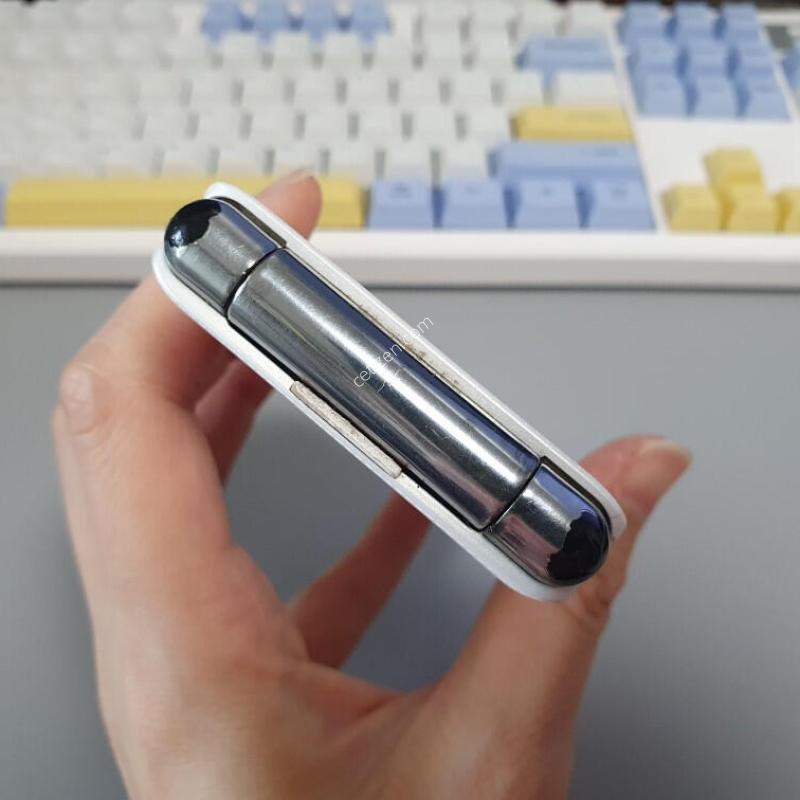 ������ ���� / 8GB / ȭ��Ʈ