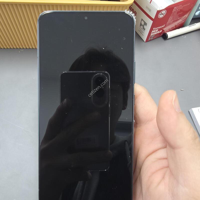 (2044)������s22�÷��� 256 �Ǹ��մϴ�