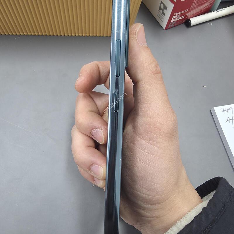 (2044)������s22�÷��� 256 �Ǹ��մϴ�