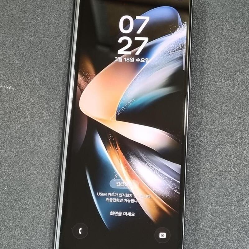 ������Z����4 256GB �׷��̱׸� F936N