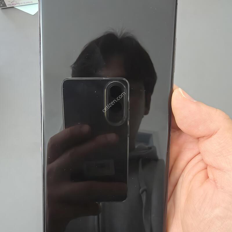 (4678)������s23��Ʈ�� 256 �Ǹ��մϴ�