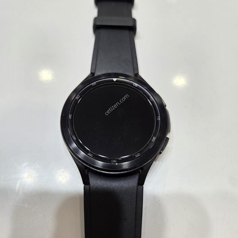�����ÿ�ġ4 Ŭ���� 46mm �����θ��� (SM-R890N)