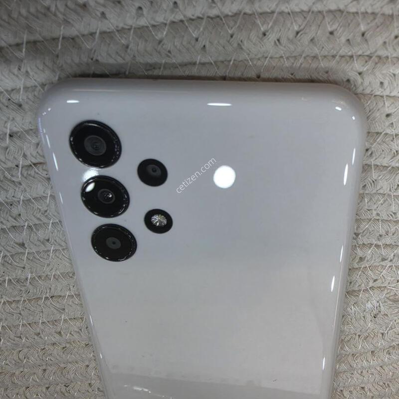 ������ A135 ȭ��Ʈ �Ǹ��մϴ�. A��