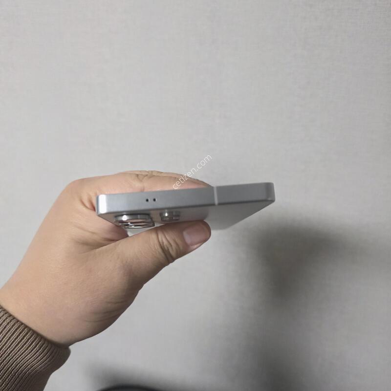 ������ S25��Ʈ�� ƼŸ�� ȭ��Ʈ�ǹ� 256�Ⱑ SS�� �Ⱦƿ�~