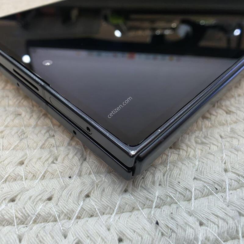 ������ ����7 ���� 256GB �Ǹ��մϴ�.