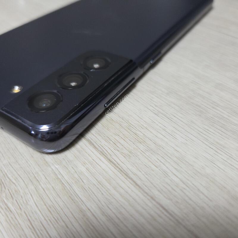 ������ S21 (SM-G991) / �ļ� / �ܻ� ����