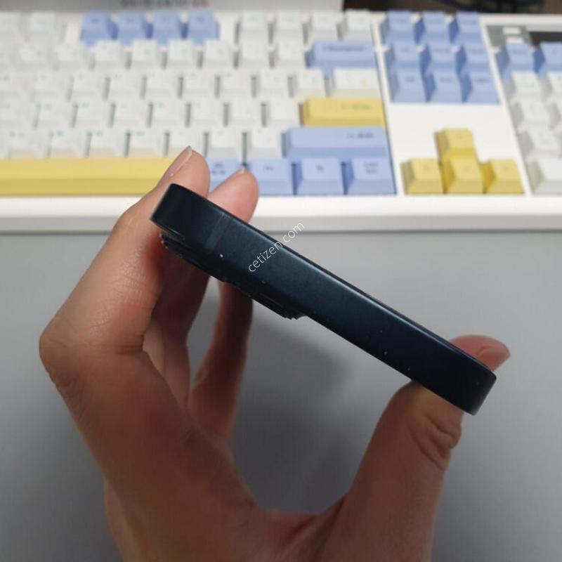 ������13 �̴� / 128GB / ���� / ���͸� �缳 ����