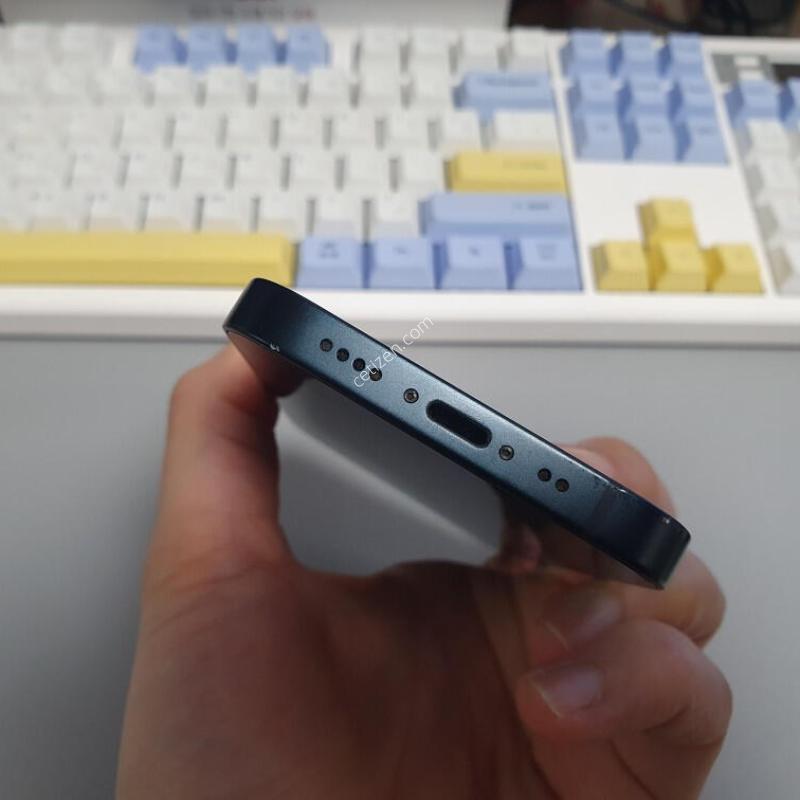 ������13 �̴� / 128GB / ���� / ���͸� �缳 ����