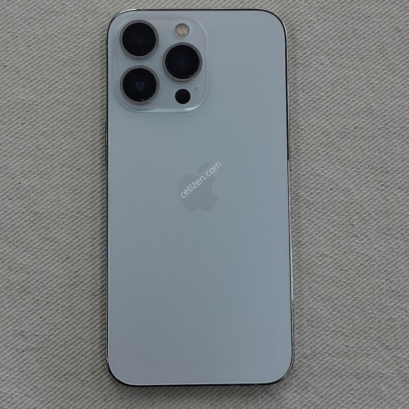 ������13���� 128GB ȭ��Ʈ