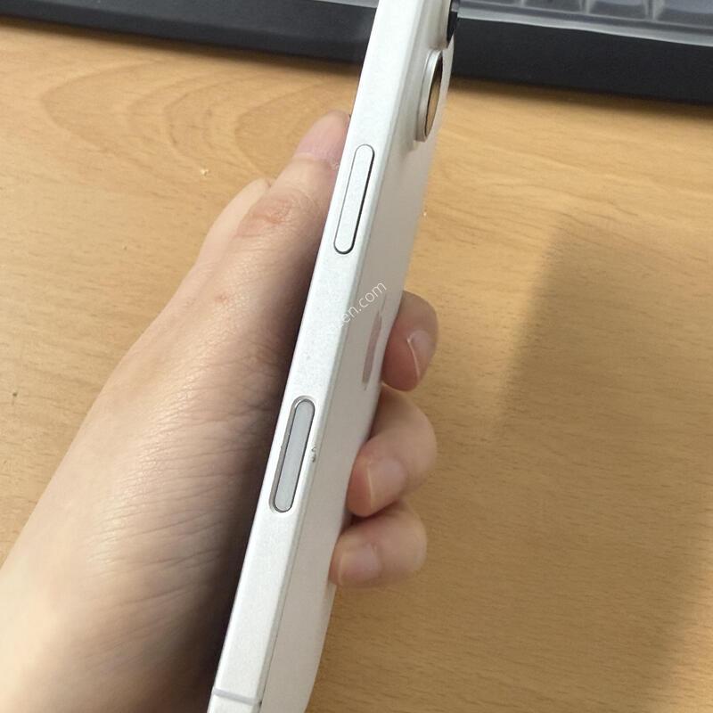 ������ 16 256GB  ȭ��Ʈ �Ǹ��մϴ�