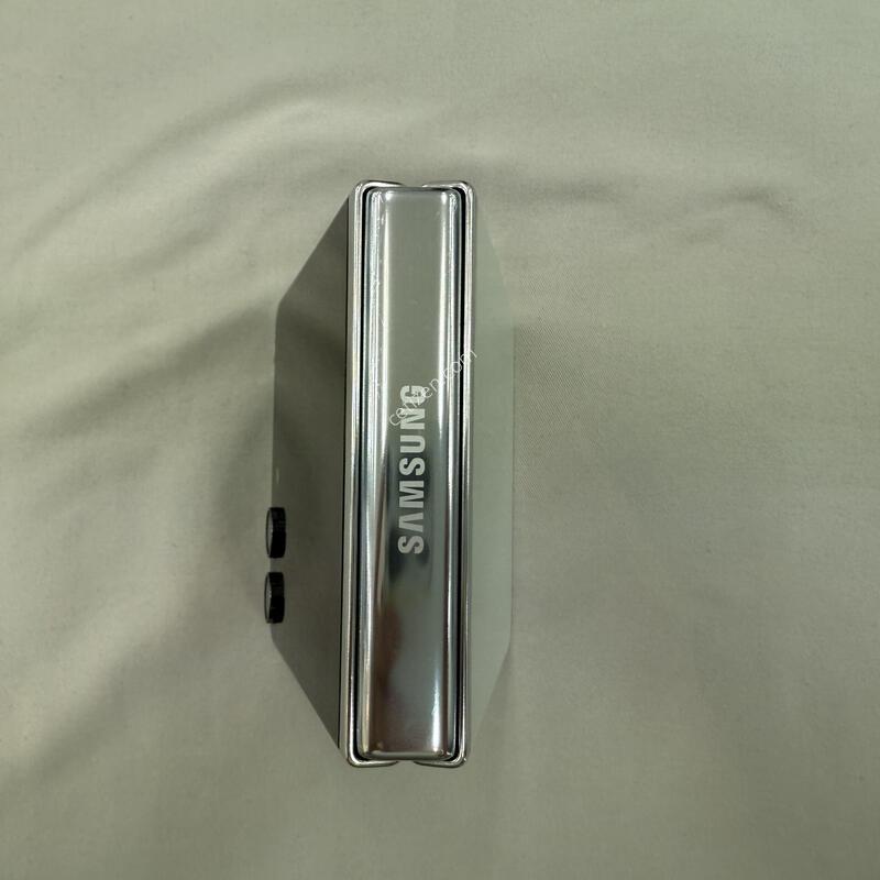 SK ������ Z �ø�5 ��Ʈ �Ǹ� �մϴ�.