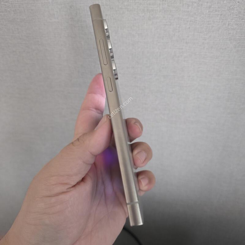 ������ S24��Ʈ�� ƼŸ�� �׷��� 256�Ⱑ SS�� �Ⱦƿ�~