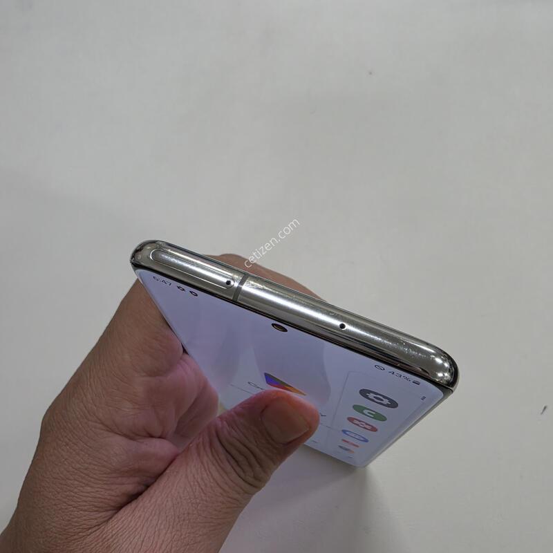 ������ S20�÷��� ȭ��Ʈ ��������