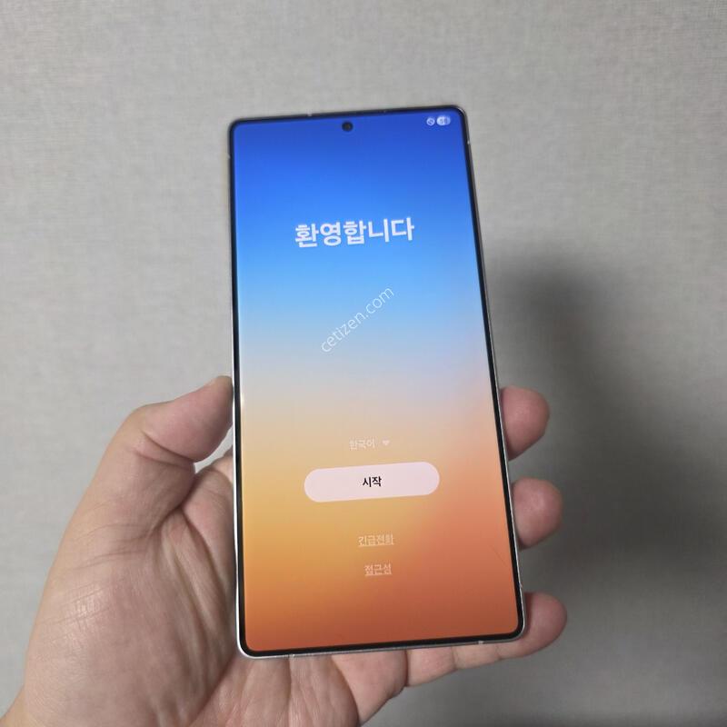 ������ S25��Ʈ�� ƼŸ�� �ǹ����� 256�Ⱑ SS�� �Ⱦƿ�~