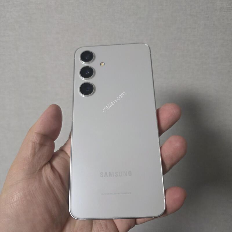 ������ S24 ���� �׷��� 256�Ⱑ SS�� �Ⱦƿ�~