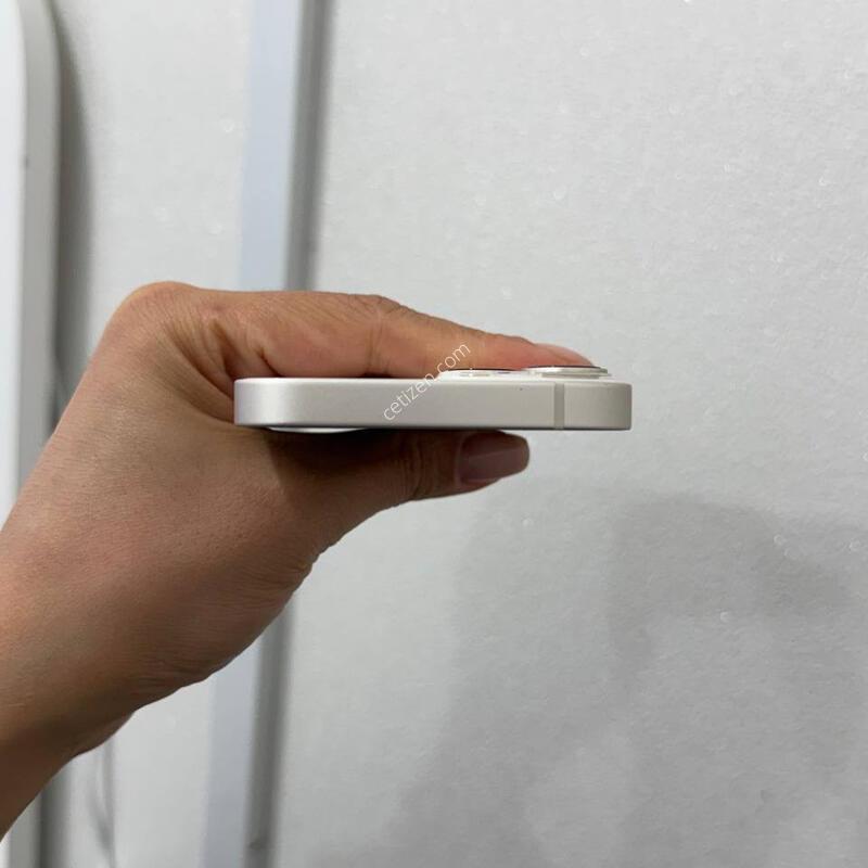 ������13�̴� ��Ÿ����Ʈ 128GB/83% Y1663