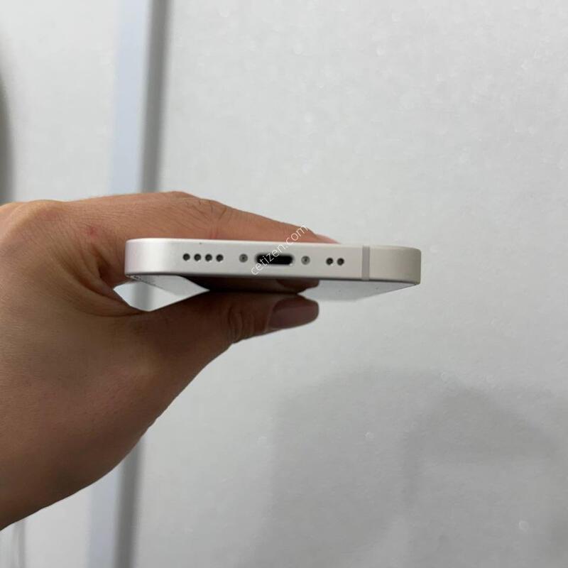 ������13�̴� ��Ÿ����Ʈ 128GB/83% Y1663