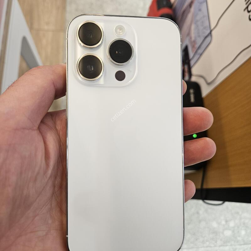 14���� ȭ��Ʈ 128G, 85%  �����մϴ�.