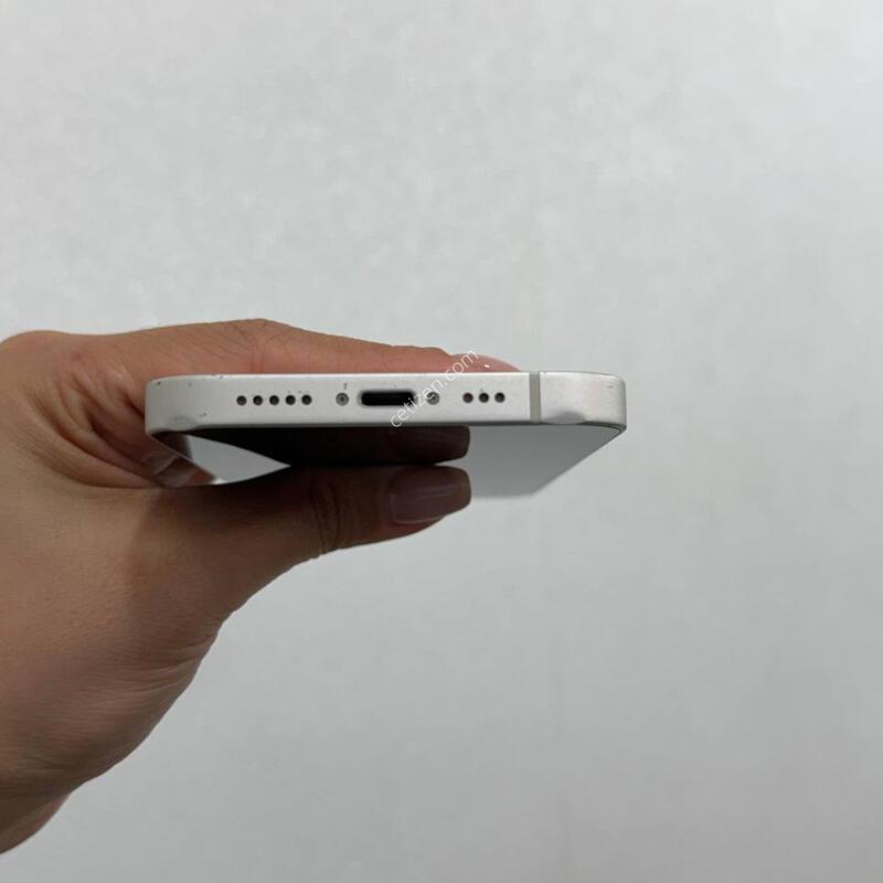 ������13 ��Ÿ����Ʈ 256GB/72% Y1681