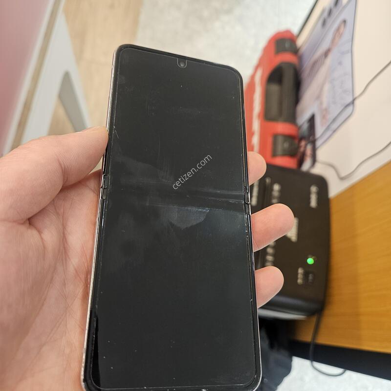 Z�ø�5 512GB ��ũ ��� ���ܻ� �������� �˴ϴ�.