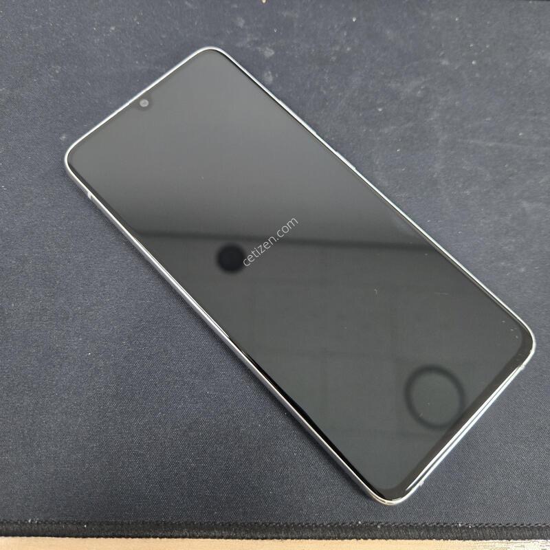 ������ A90 ȭ��Ʈ 128GB ƯAAA+ ���������� ��Ư��