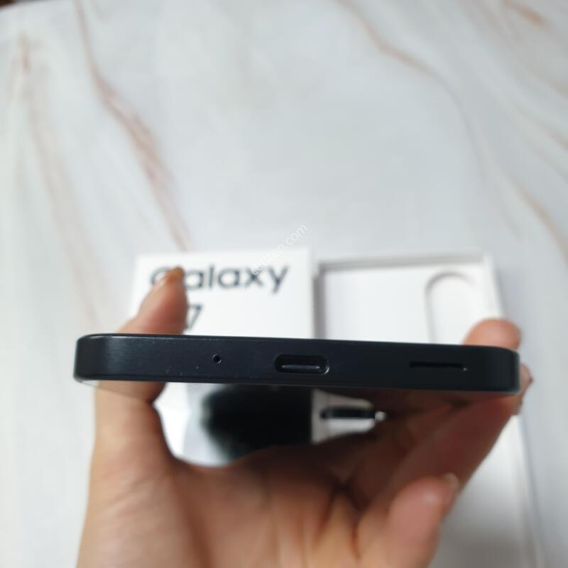 KT ������ A17 ���� 128G ����ǰ �̻�� S�� Ǯ�ڽ��Ǹ�