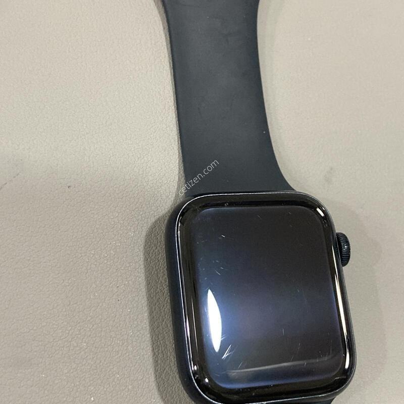 ���ÿ�ġ SE 2���� 44mm GPS