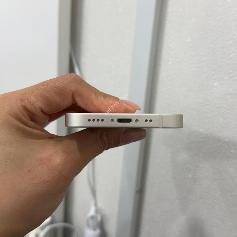 A��)������13�̴� ��Ÿ����Ʈ 128GB/88% Y1688