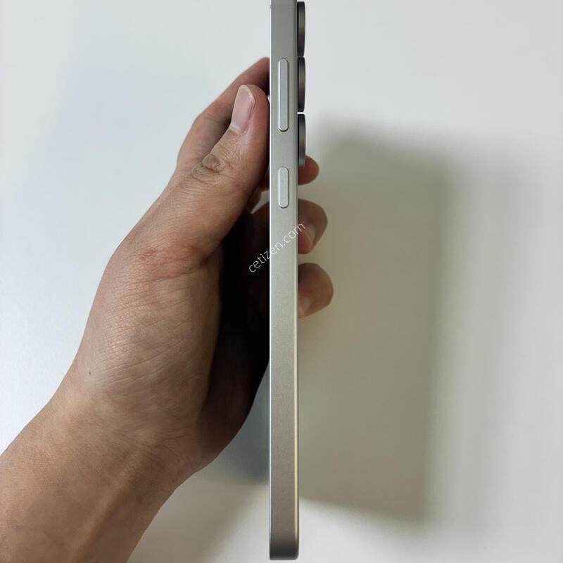 ������ S25FE ���̽����� 256G AA����ǰ ������ �Ǹ��մϴ�.