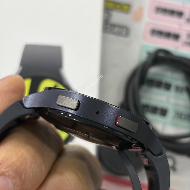 ������ ��ġ6  44mm ���� Ǯ�ڽ� �Ǹ��մϴ�.