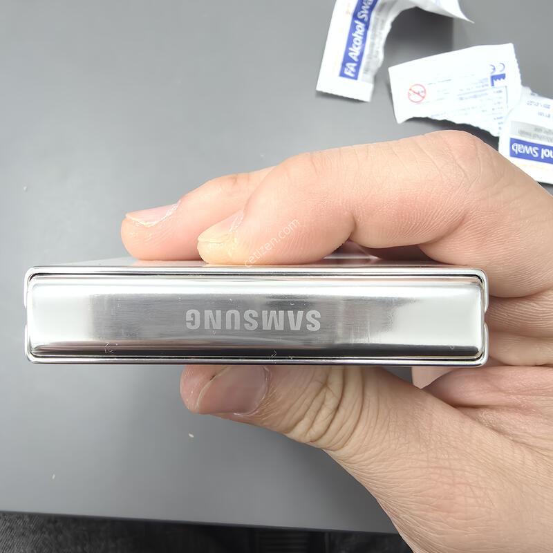 (2400)������z�ø�5 256 �Ǹ��մϴ�