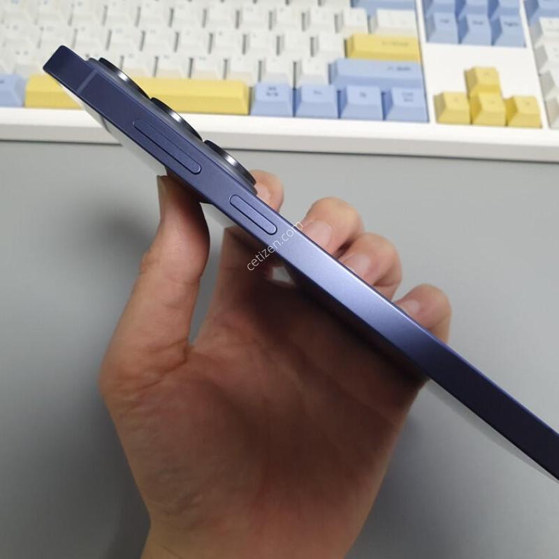 ������ S26 ��Ʈ�� / 256GB / ���̿÷�