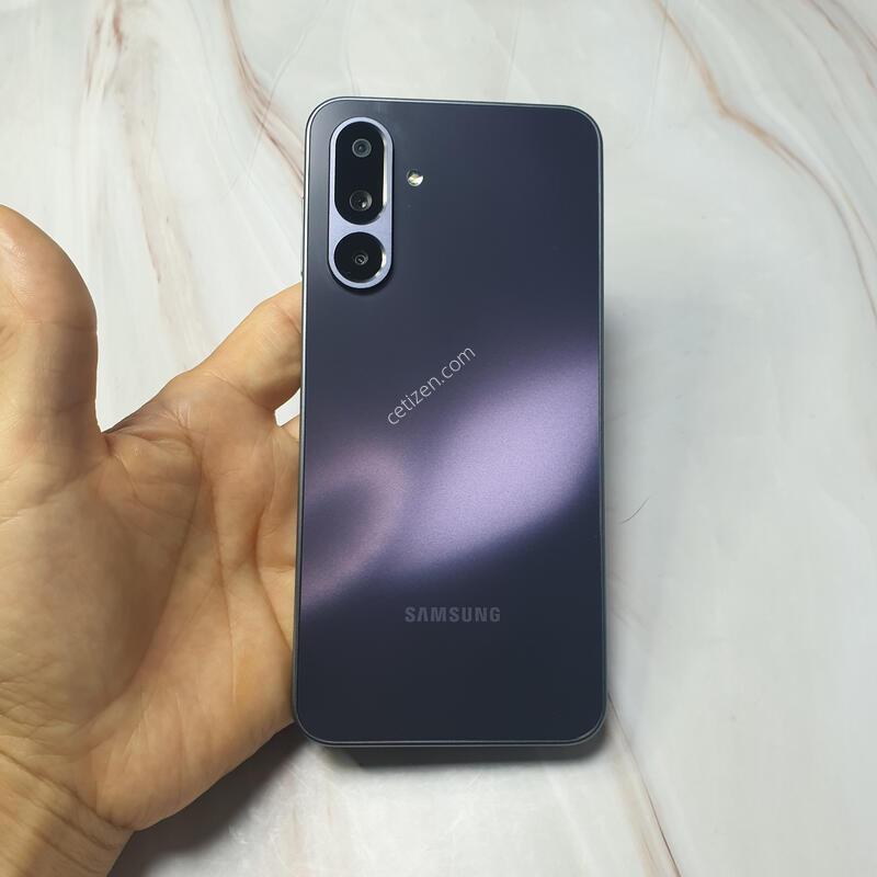 KT ������ ����4 ���� 128G S�� �Ǹ��մϴ�