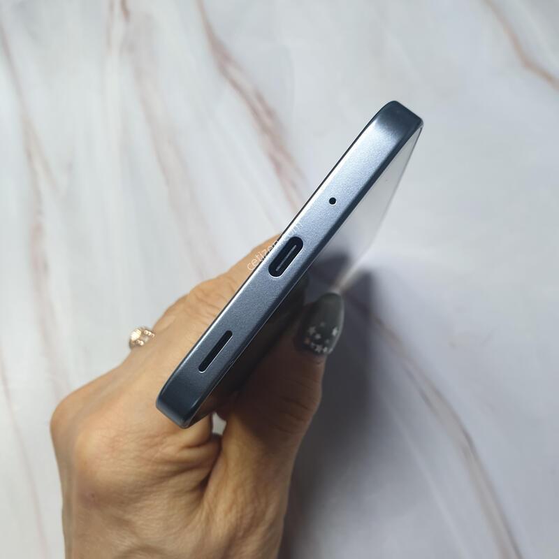 KT ������ ����4 ���� 128G S�� �Ǹ��մϴ�