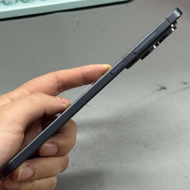 �Ｚ ������ S25���� (SM-S937) 256GB ���� ���ܻ� �߰��� ~!