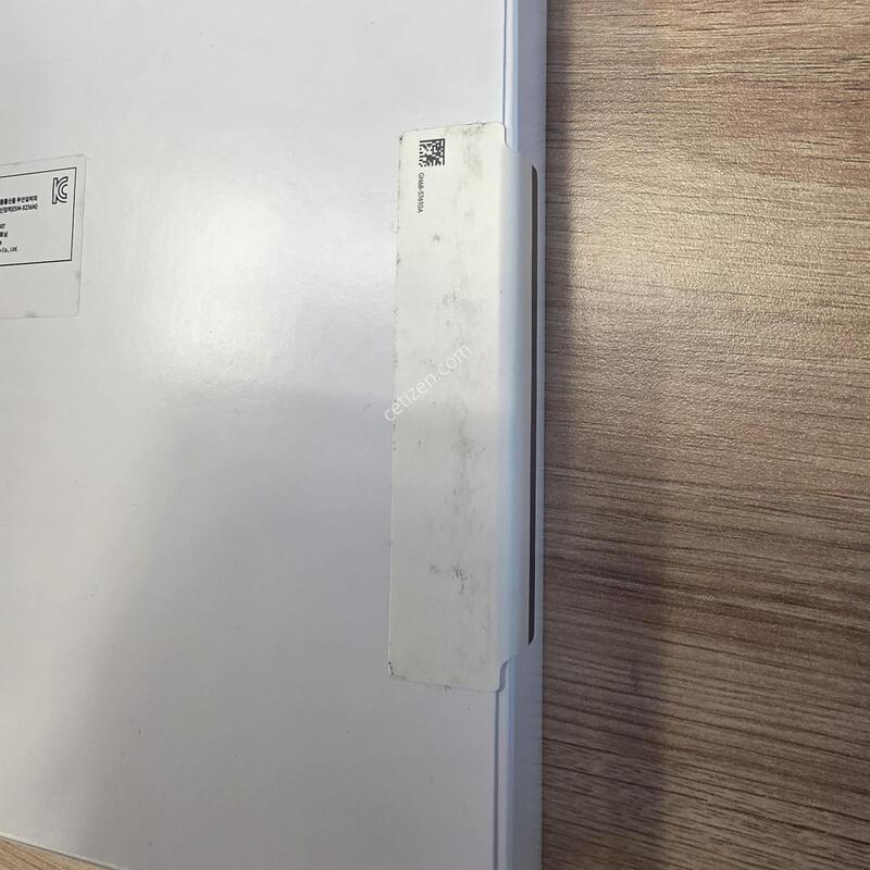 ��������A11+ �̰����ܸ� �Ǹ��մϴ�.