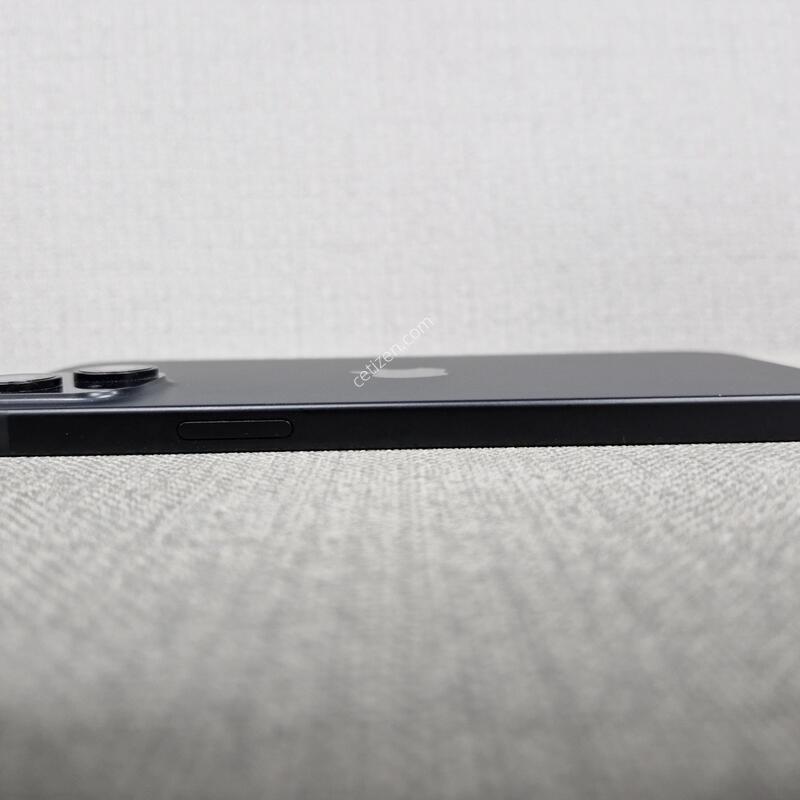 [����] ������ 15 �÷��� 256G �Ǹ��մϴ�