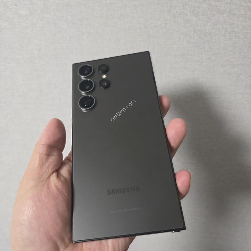 ������ S24��Ʈ�� ƼŸ�� ���� 256�Ⱑ SS�� �Ⱦƿ�~