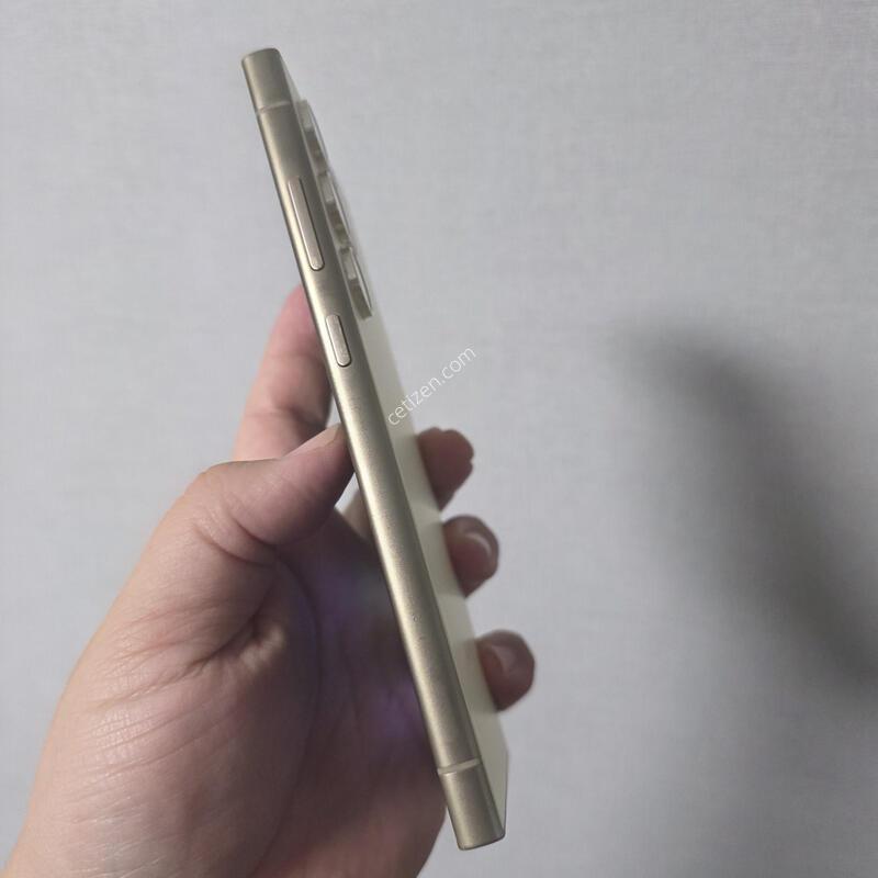 ������ S24��Ʈ�� ƼŸ�� ���ο� 256�Ⱑ SS�� �Ⱦƿ�~