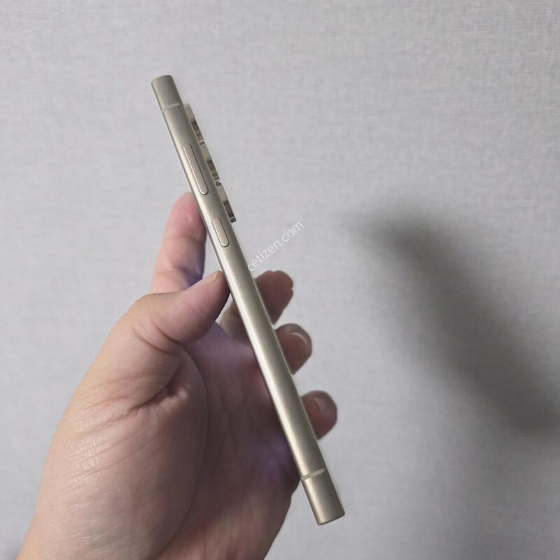 ������ S24��Ʈ�� ƼŸ�� ���ο� 256�Ⱑ SS�� �Ⱦƿ�~