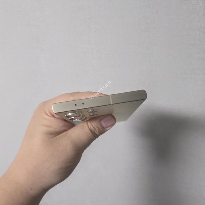 ������ S24��Ʈ�� ƼŸ�� ���ο� 256�Ⱑ SS�� �Ⱦƿ�~