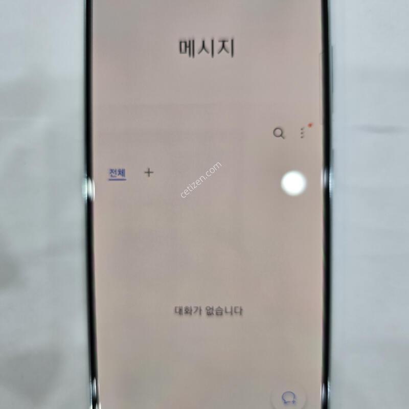 �Ｚ ������ S20 FE 128G (�ܻ� ����)  �Ǹ� �մϴ�.