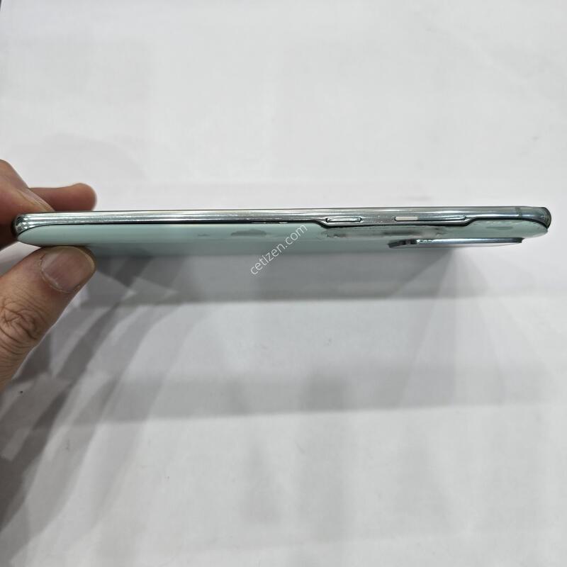 �Ｚ ������ S20 FE 128G (�ܻ� ����)  �Ǹ� �մϴ�.