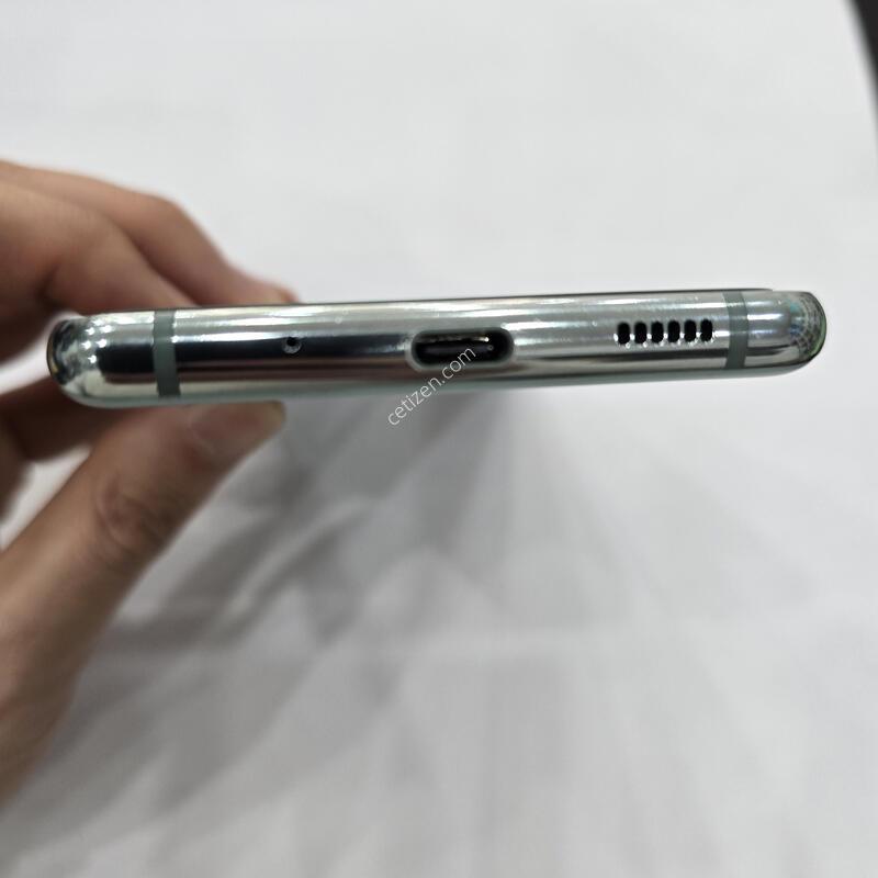 �Ｚ ������ S20 FE 128G (�ܻ� ����)  �Ǹ� �մϴ�.