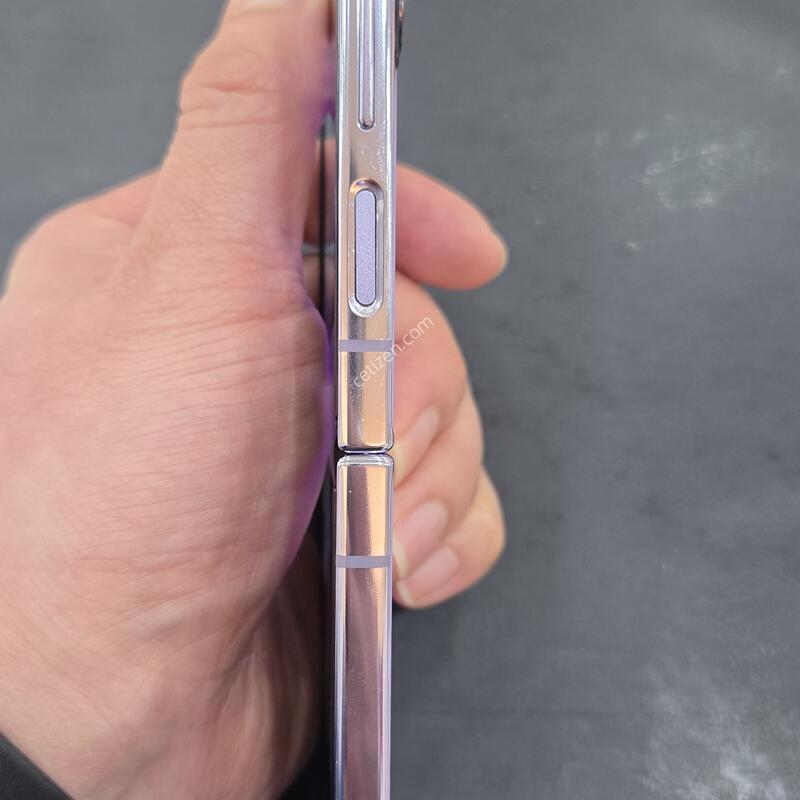 �ø�4 ���� 256GB �Ǹ��մϴ�.